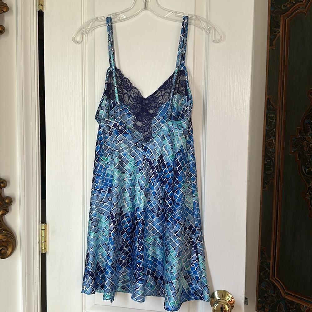 90’s Victoria’s Secret Satin Blue Mosaic Tile Geometric Print Slip Dress Small - Picture 3 of 13